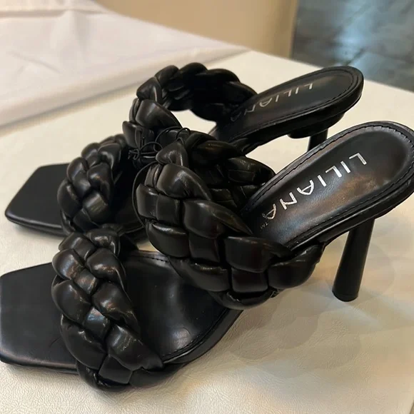 BRAND NEW LILIANA BLACK BRAIDED HEELS! - Picture 2 of 15